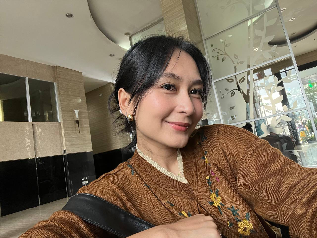 Ajeng Talks
